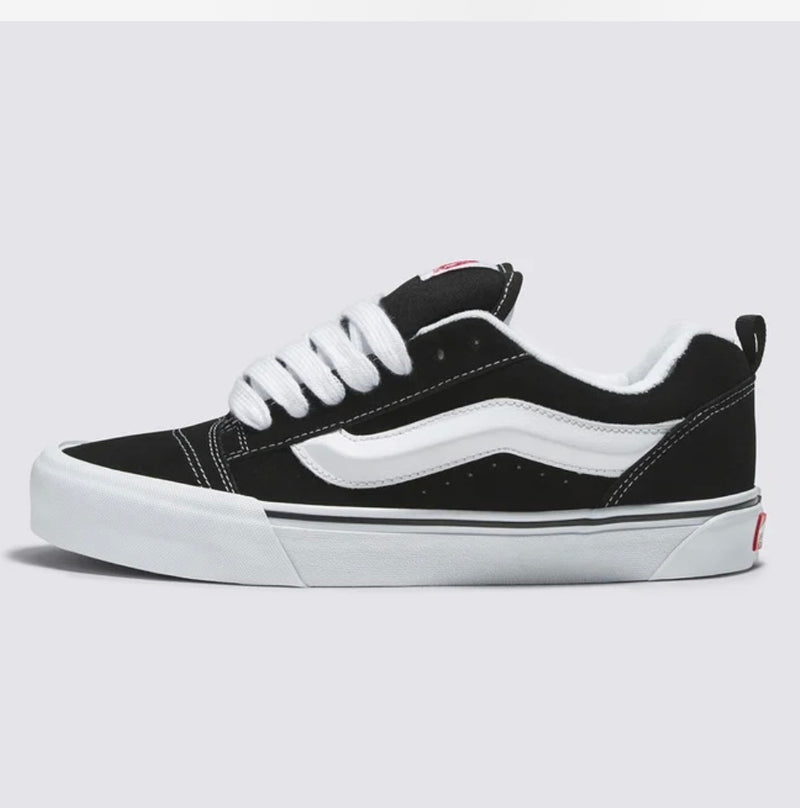 TÊNIS VANS KNU SKOOL BLACK TRUE WHITE